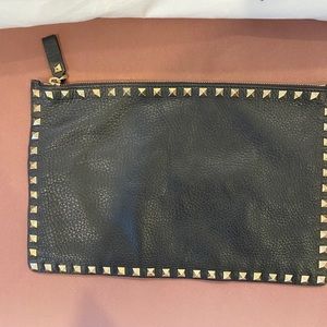 Valentino black leather rockstud clutch